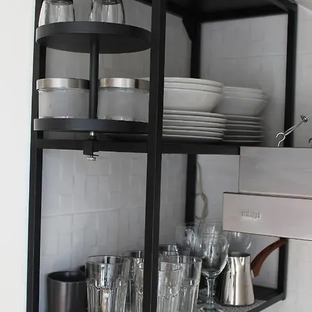 Neo 2 Free Parking Апартаменты Нови-Сад